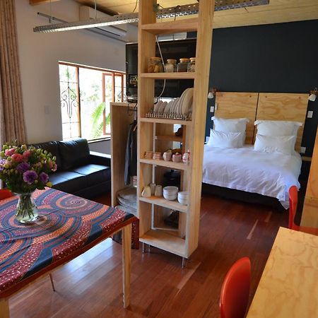Bed & Breakfast In Hatfield Pretoria Exterior foto