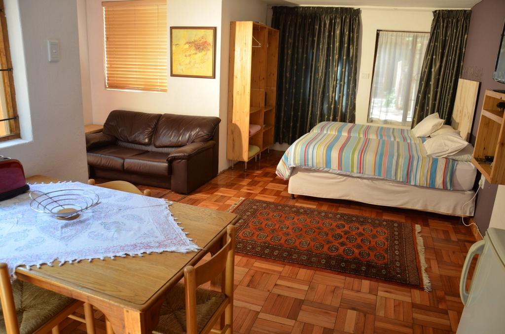 Bed & Breakfast In Hatfield Pretoria Quarto foto