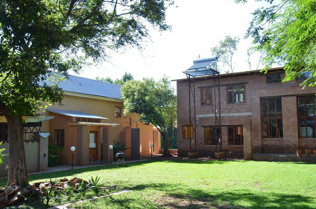Bed & Breakfast In Hatfield Pretoria Exterior foto